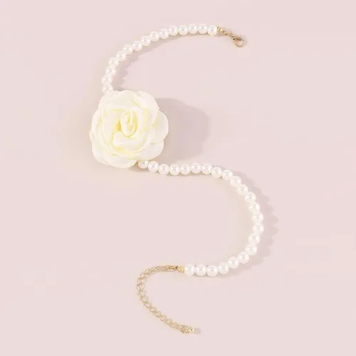 Vista 3 de Bethynas Gargantilla de perlas barrocas con flores hechas a mano, collar de rosa floral vintage, collar de perlas para novia, collar de perlas