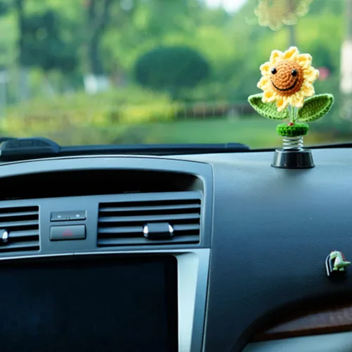 Vista 4 de Accesorios de girasol para automóvil, decoración de tablero de ganchillo, flores de sol sonriente agitadas, cabeza de bobblehead, decoración