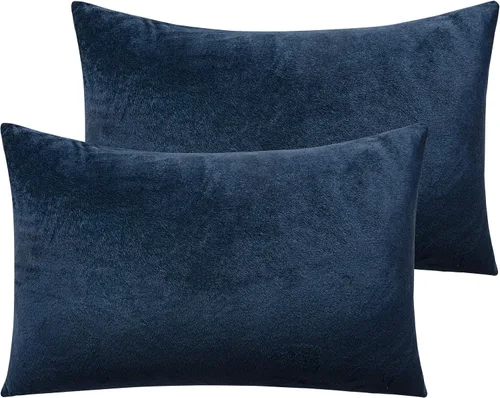 Vista 37 de NTBAY Fundas de almohada de terciopelo con cremallera, paquete de 2 fundas de almohada de viaje de franela de lujo, 13 x 18 pulgadas, color negro