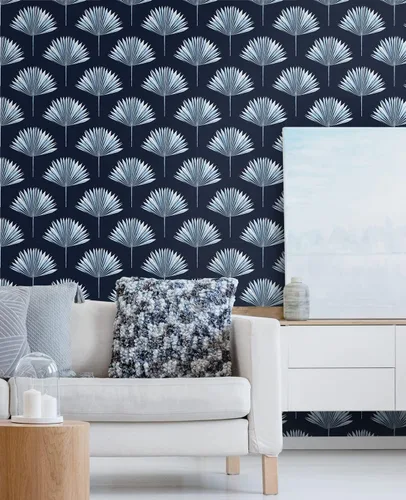 Vista 2 de NextWall Papel tapiz tropical para despegar y pegar con palmeras (azul marino)
