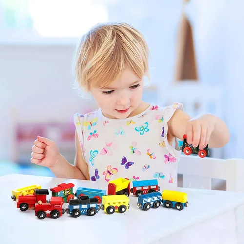 Vista 8 de Wondertoys Juego de 12 trenes magnéticos de madera, incluye 3 motores y bolsa de almacenamiento, juego de tren de madera para niños pequeños