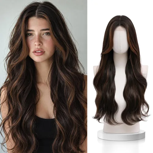 Vista 20 de VERNA - Peluca rubia con flequillo, peluca sintética de aspecto natural, rizada, ondulada de 26 pulgadas, resistente al calor, estilo de parte media