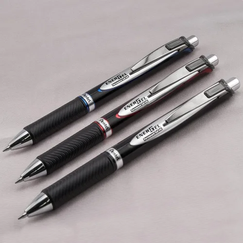 Vista 6 de Pentel EnerGel PRO - Bolígrafo de gel permanente, (0.028 in), línea media, archivador y resistente al agua, tinta negra, paquete de 2