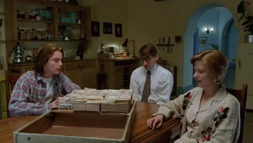 Vista 3 de Shallow Grave (The Criterion Collection) Blu-ray