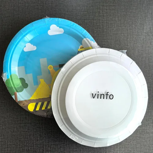 Vista 7 de Juego de 97 piezas de suministros de fiesta de cumpleaños para niños, incluye platos de camión volquete, vasos, servilletas