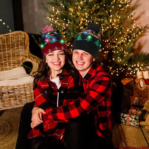 Vista 6 de Geyoga Sombrero de suéter de Navidad con luces LED, gorro de punto, gorro de invierno unisex