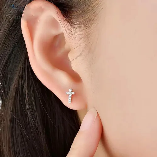 Vista 3 de Aretes tipo dormilona de plata, chapados en oro de 18 quilates, circonita cúbica pequeña, hipoalergénicos, bonitos aretes delicados para hombres
