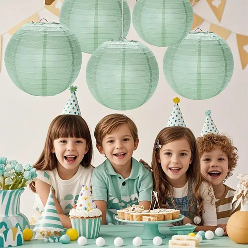 Vista 3 de Faroles de papel verde salvia, 12 linternas colgantes para fiestas de cumpleaños, bodas, decoración del hogar, decoración festiva de baby shower