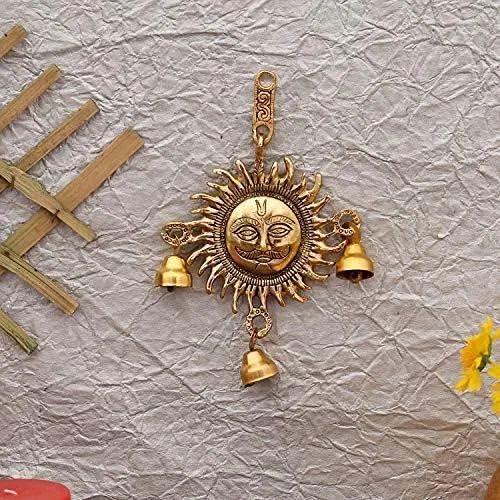 Vista 2 de Frienemy Presents Surya Dev - Escaparate decorativo para colgar en la pared, cara de ídolo del sol, estatua de Vastu para el hogar, oficina