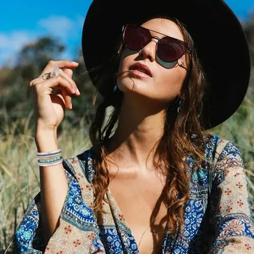 Vista 2 de HUASAI Pulsera bohemia de piel sintética para mujer, joyería de turquesa occidental multicapa