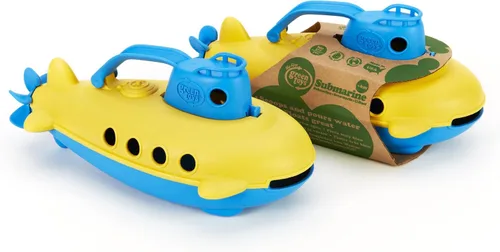Vista 4 de Green Toys Submarine - Embarcación acuática azul sin BPA, sin ftalatos con hélice trasera giratoria hecha de materiales reciclados. Juguetes seguros
