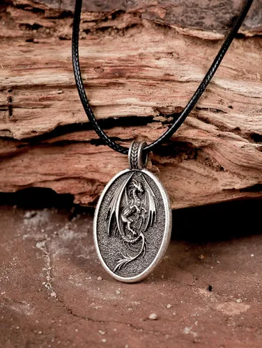 Vista 2 de HAQUIL Dragon Necklace, Antique Medieval Dragon Pendant, Faux Leather Cord, Jewelry Gift for Men and Women