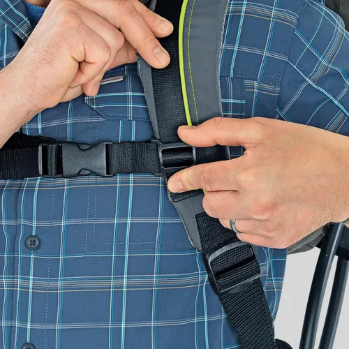 Vista 4 de Chicco SmartSupport Mochila portadora con marco de aluminio, mochila ligera para bebé, solar/gris
