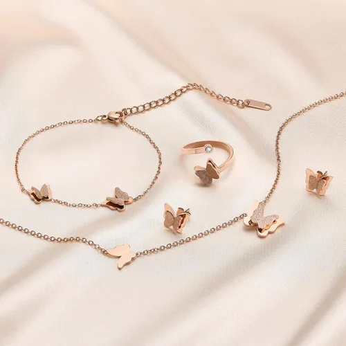Vista 6 de VNOX Anillo de compromiso de acero inoxidable con circonita cúbica y mariposa con acabado mate ajustable collar y pulsera juego de joyas