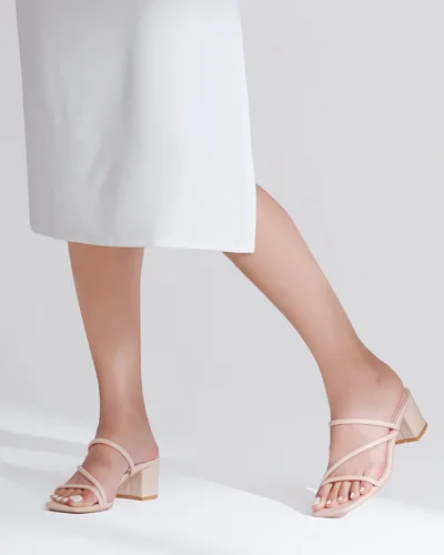 Vista 4 de Shoe'N Tale Tacones de tiras para mujer, tacón bajo y grueso, sandalias de tacón cuadrado abierto sin cordones