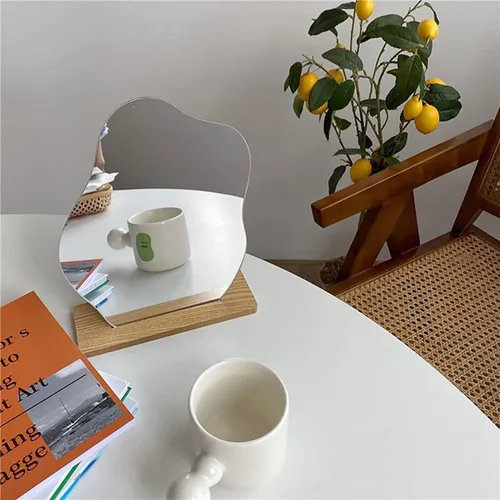 Vista 8 de Espejo de tocador estético irregular, espejo de mesa decorativo de acrílico sin marco con soporte de madera, espejo de maquillaje funky para sala