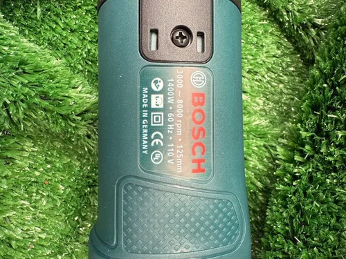 Vista 3 de Pulidora 4 y media Bosch velocidad variable cds