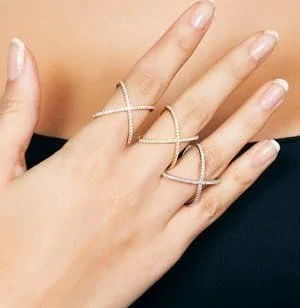 Vista 4 de Plata de ley pavimenta CZ "X" Criss Cross Anillo largo