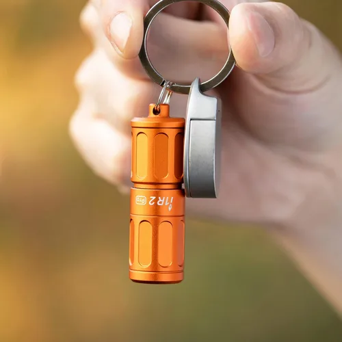 Vista 8 de OLIGHT I1R 2 Pro Eos - Linterna de llavero recargable EDC de 180 lúmenes, alimentada por batería recargable integrada con cable USB tipo C, mini luz