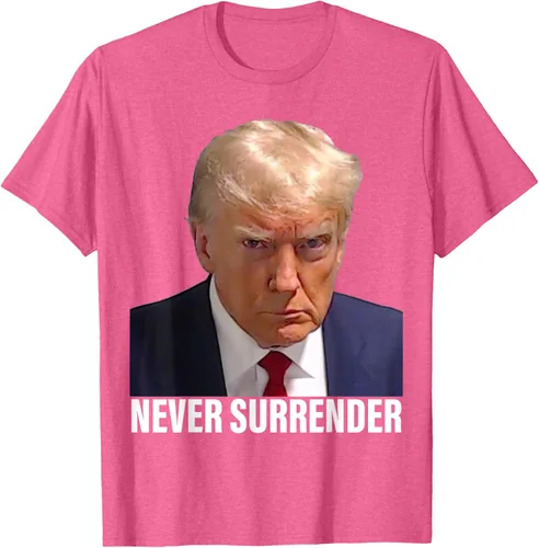 Vista 31 de Camiseta Pro Trump Mugshot Never Surrender para hombre y mujer, Negro