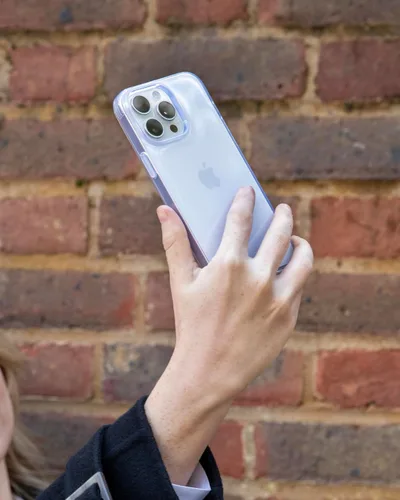 Vista 10 de Tech21 EvoLite - Funda para iPhone 15 Pro Max, funda de protección contra impactos, transparente