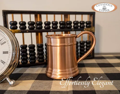 Vista 4 de Taza de cobre puro de alta calidad - 16 oz hecha a mano, elegante y duradera - Perfecta para bebidas frías, cócteles, cerveza y mulas de Moscú