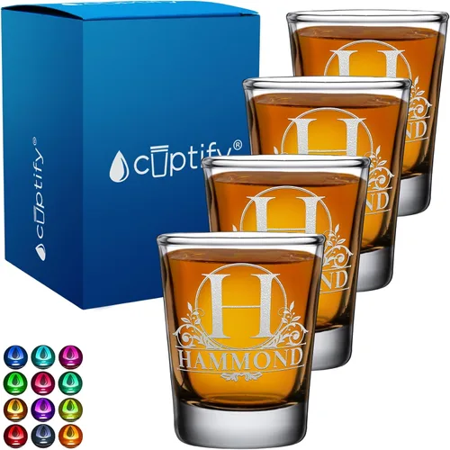 Vista 17 de Vaso de chupito personalizado con nombre de círculo elaborado de 2 onzas, parte inferior negra grabada con texto personalizado para regalos, bodas