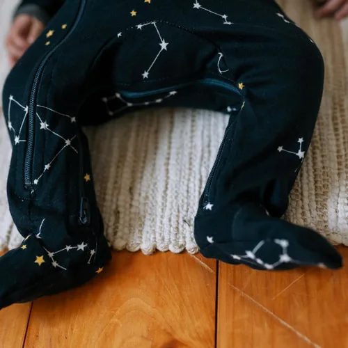 Vista 5 de ZippyJamz - Pijama orgánica para bebé con pies y cremallera para cambiar pañales fácil y rápido