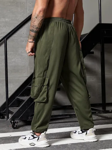 Vista 2 de WDIRARA Pantalones cargo con cordón elástico en la cintura con detalle de correa y bolsillo con solapa para hombre