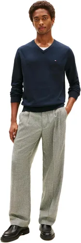 Vista 3 de Tommy Hilfiger Suéter Pullover esencial de algodón con cuello en V y manga larga para hombre
