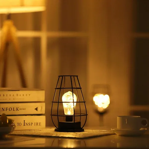 Vista 7 de Ulalaza Lámpara LED de alambre de cobre, adornos de hierro forjado, luz nocturna, dormitorio creativo, estilo nórdico, retro, decoración de viento
