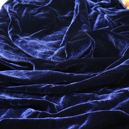 Vista 5 de Royal Velvet Black, Tela por yarda