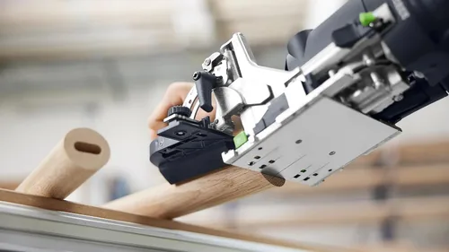Vista 4 de Festool 578121 DFC 500 E-Basic Inalámbrico DOMINO Joiner Sistema de unión de espiga suelta de precisión con movimiento de corte de péndulo, mango