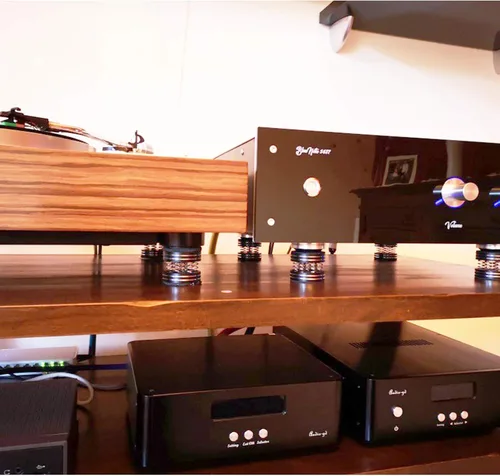 Vista 7 de Almohadillas de aislamiento de audio para reproductores de discos/subwoofer/tocadiscos/amplificador/altavoz/grabadora 1.732x1.575 in, paquete de 4