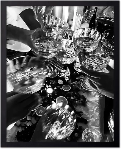 Vista 34 de Monem Art - Póster de mujer en la bañera, estampado de champán vertido, arte con alcohol, arte funky, arte en blanco y negro, arte fotográfico