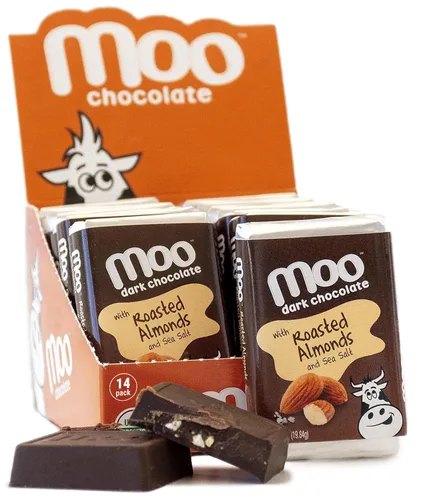 Vista 33 de Moo Chocolates ' Mini barras de chocolate negro sólido natural, 0.7 onzas (14 unidades)