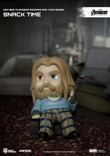 Vista 2 de Beast Kingdom Avengers: Endgame: Bro Thor Snack Time MEA-025 Mini figura de ataque de huevo, multicolor