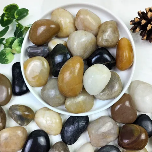 Vista 13 de YISZM - Piedras negras para plantas, 2 libras, rocas naturales de río pulidas de 1-2 pulgadas de alto para paisajismo, piedras decorativas