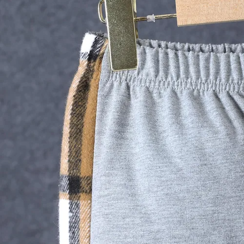 Vista 7 de Conjunto de 2 piezas para niños pequeños, sudadera con capucha y pantalones deportivos con botones en la parte delantera