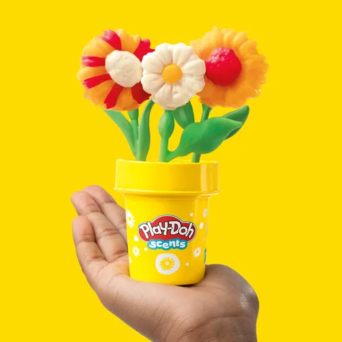 Vista 4 de Play-Doh Paquete de dos flores, tulipanes, narcisos, girasol y margaritas, kit de manualidades para niños, regalos para niñas y niños