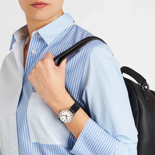 Vista 5 de Mondaine Classic A660.30314.16OM Reloj para hombre y mujer 1.417 in - Reloj de pulsera oficial de ferrocarriles suizos correa de cuero negro 98.4 ft