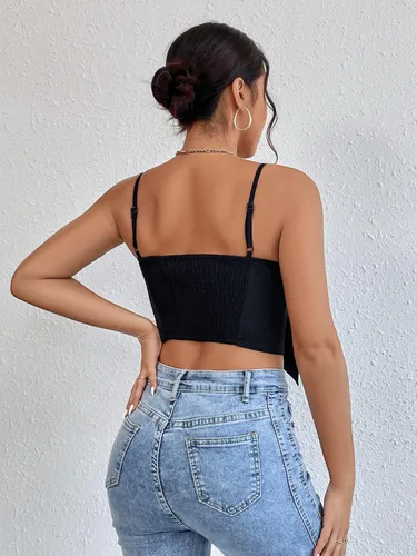 Vista 2 de SOLY HUX Camiseta corta sexy con lazo grande para mujer, camiseta corta con tirantes delgados, sin mangas, espalda fruncida