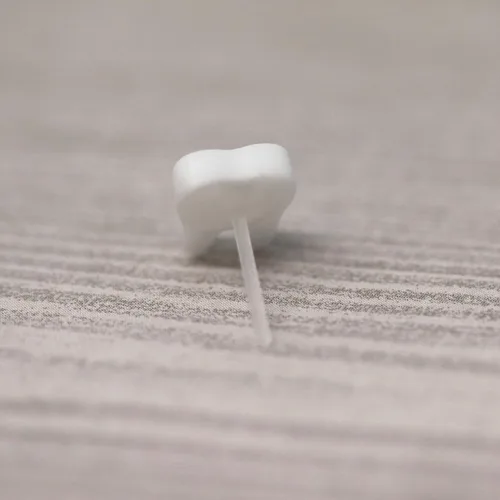 Vista 32 de Pendientes acrílicos cortados con láser sin metal en postes de plástico
