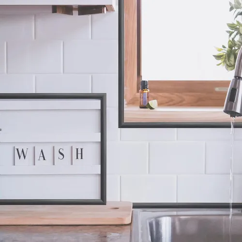 Vista 4 de Art3dwallpanels Moldura Negra de 10 Pies para Despegar y Pegar para Borde de Azulejos de Backsplash, Moldura Flexible Autoadhesiva Insta para Negro