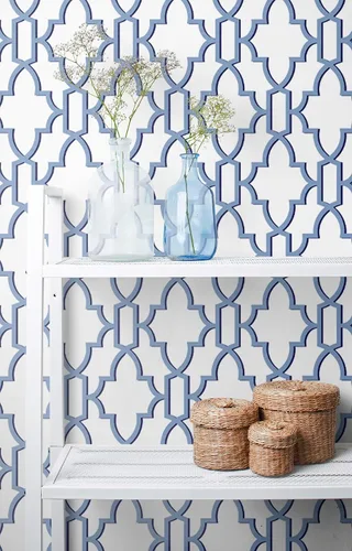 Vista 3 de Lillian August Luxe Haven Coastal Lattice - Papel tapiz autoadhesivo (Riviera Blue)