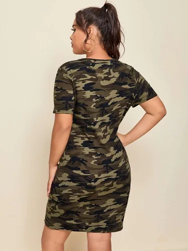 Vista 2 de WDIRARA Vestido de camuflaje con cuello redondo y dobladillo dividido para mujer