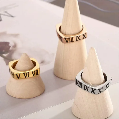 Vista 2 de Elefezar Anillo cuadrado de acero inoxidable chapado en oro de 18 quilates anillo de promesa apilable regalo para ella