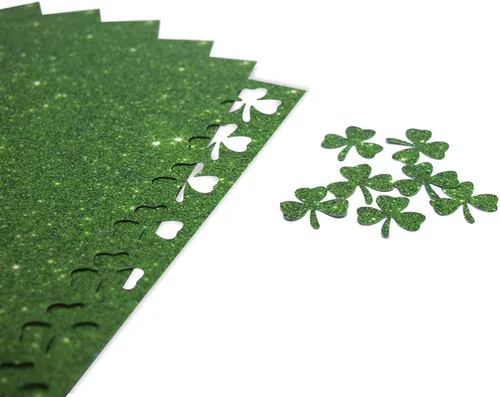 Vista 4 de Omgouue Juego de bingo irlandés de trébol del día de San Patricio, suministros de fiesta verde para 24 jugadores