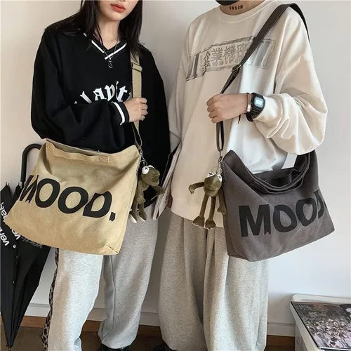 Vista 2 de Sumleno Bolso vintage de mensajero de lona Alt Emo Crossbody bolso gótico punk bolsos de hombro Harajuku Grunge bolso