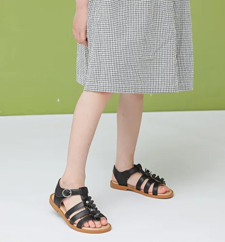 Vista 2 de DADAWEN Sandalias para niñas con punta abierta, lindas flores suaves, sandalias de vestir con tiras para verano, para niños pequeños, niños grandes
